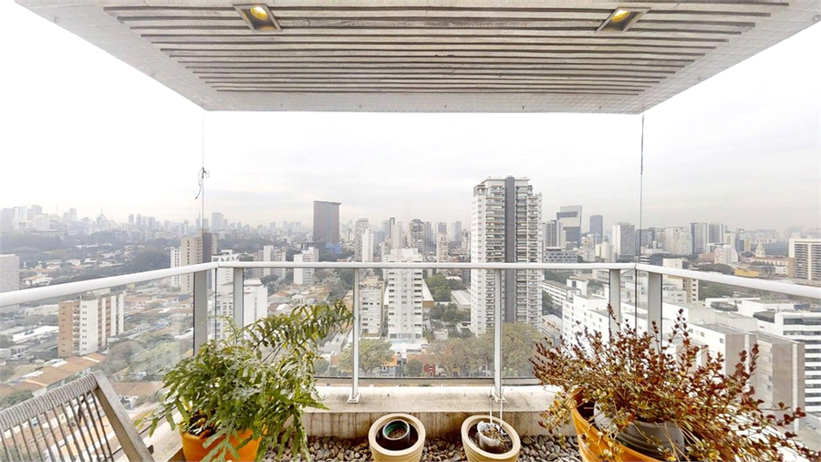 Foto REO1113775