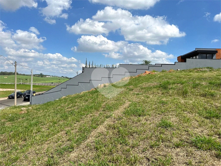 Foto REO1113778