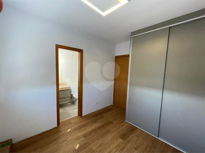 Foto REO1113791