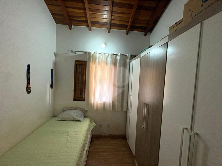 Foto REO1113802