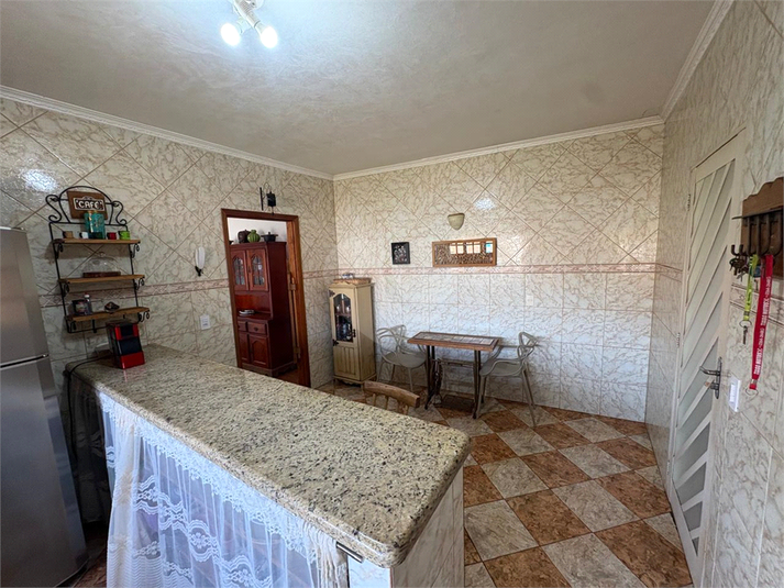 Foto REO1113802