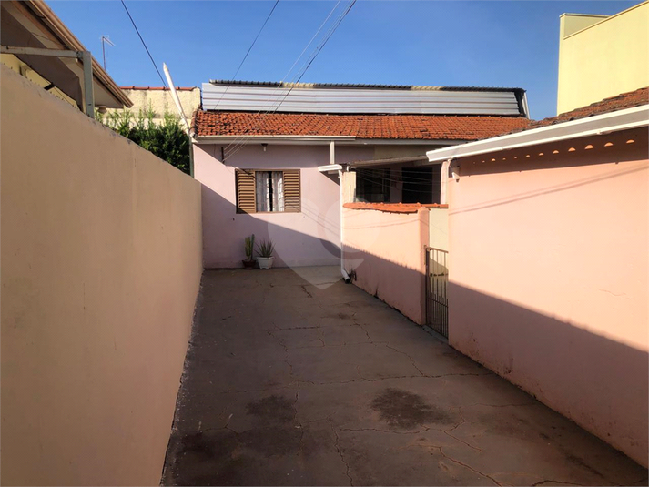 Foto REO1113804