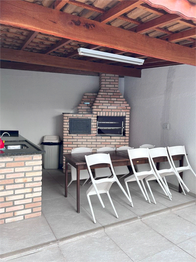Foto REO1113808