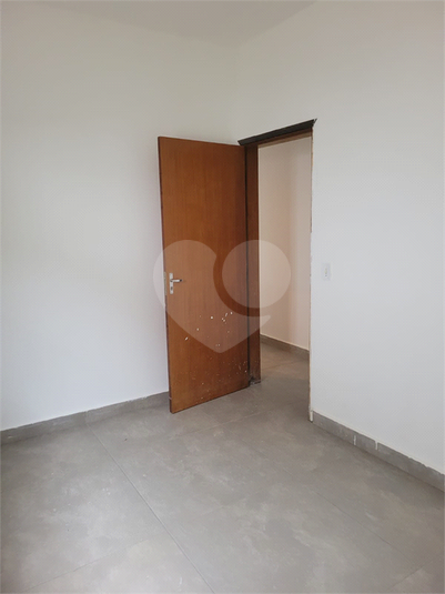 Foto REO1113814