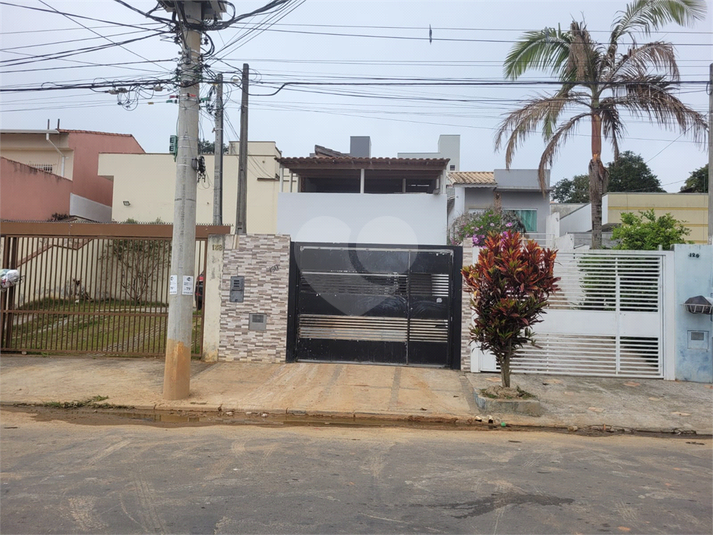 Foto REO1113814
