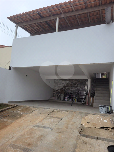 Foto REO1113814