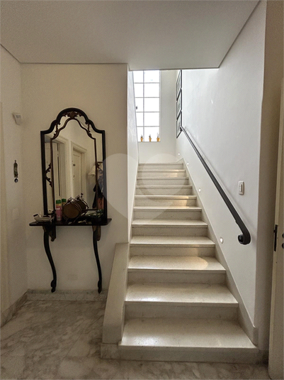 Foto REO1113835
