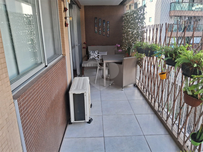 Foto REO1113839