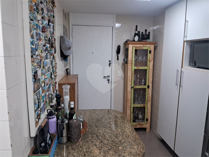 Foto REO1113839