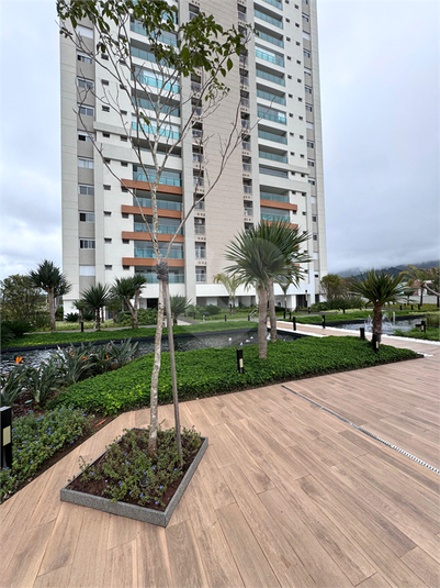 Foto REO1113843