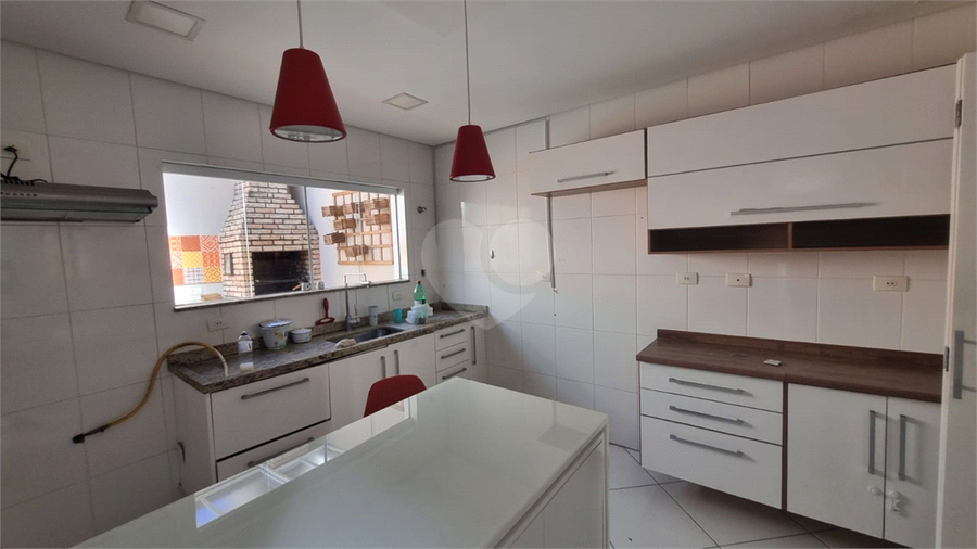 Foto REO1113857
