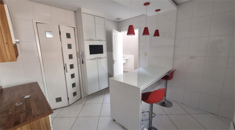 Foto REO1113857