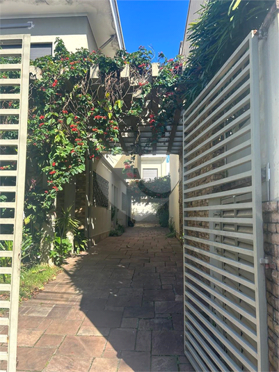 Foto REO1113859