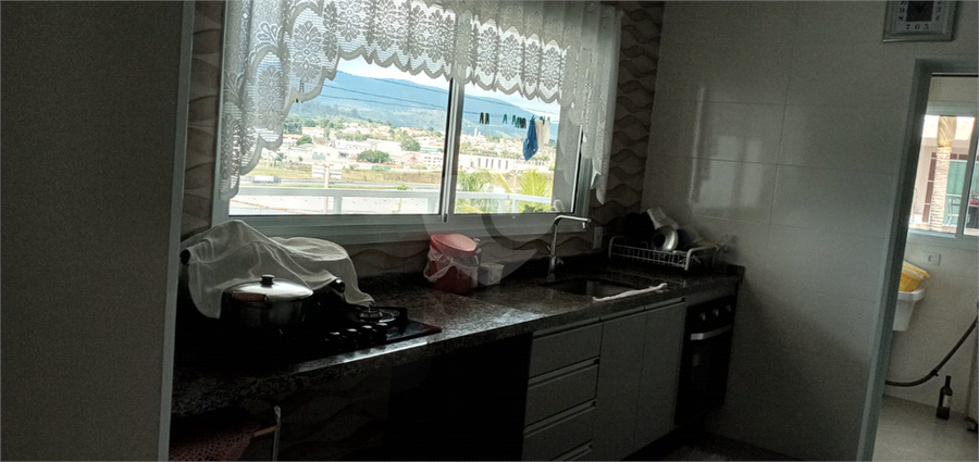 Foto REO1113860