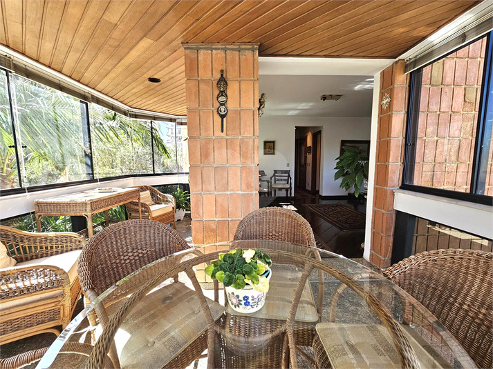 Foto REO1113867