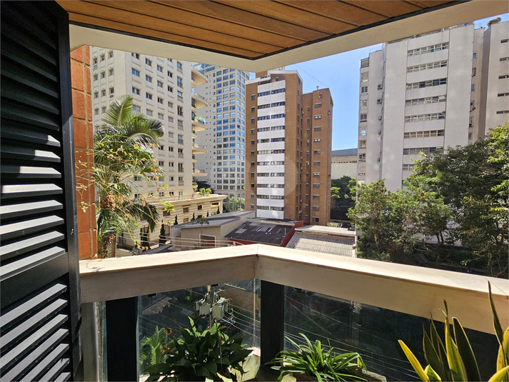 Foto REO1113867