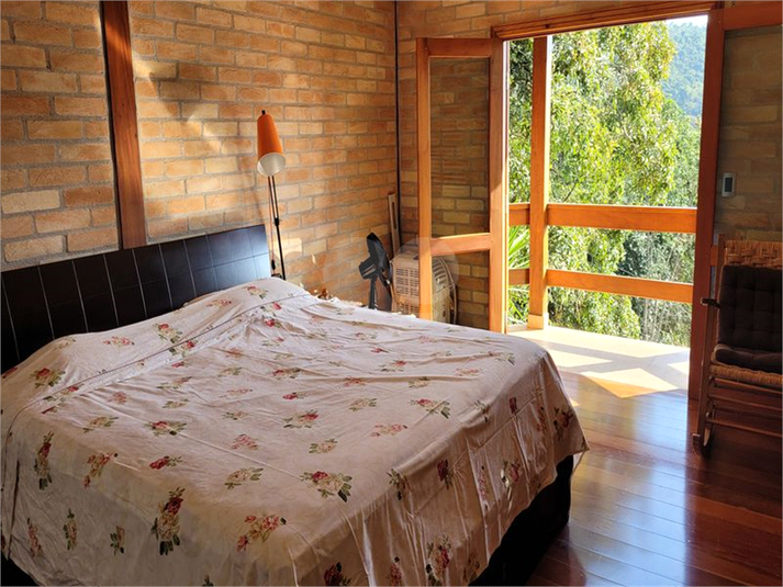 Foto REO1113869