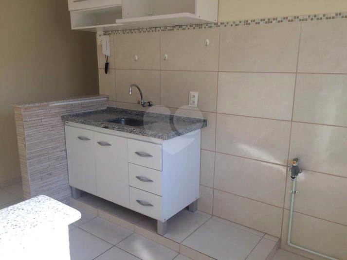 Foto REO1113875