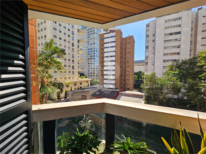Foto REO1113881