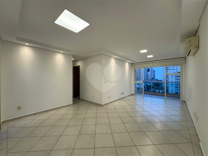 Foto REO1113886