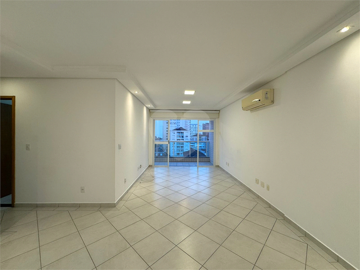 Foto REO1113886