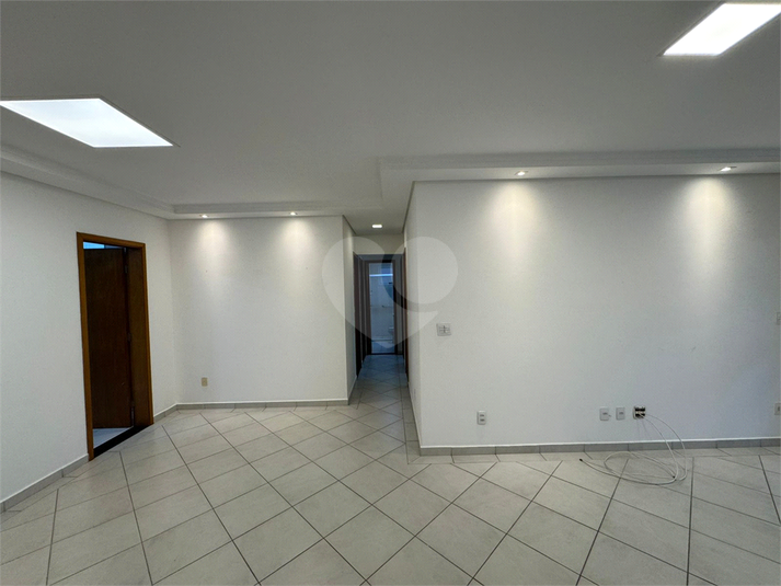 Foto REO1113886