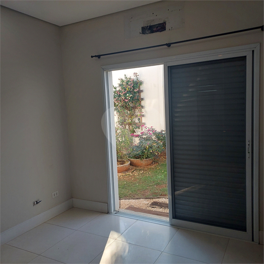 Foto REO1113893