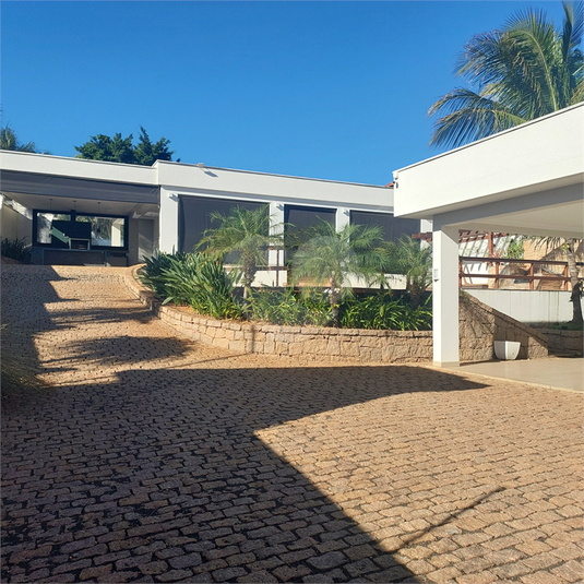 Foto REO1113893
