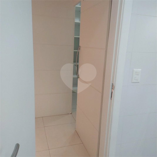 Foto REO1113893