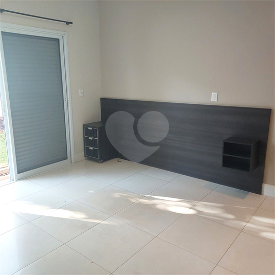 Foto REO1113893