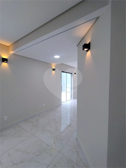 Foto REO1113894