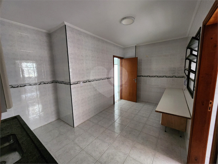 Foto REO1113930
