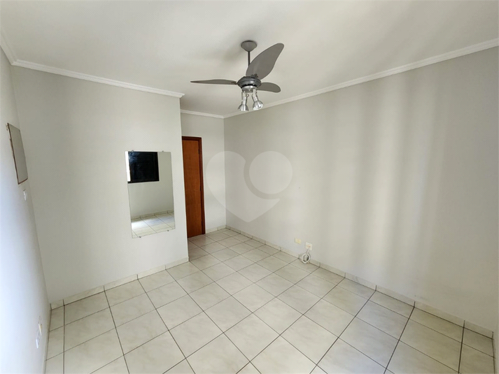 Foto REO1113930