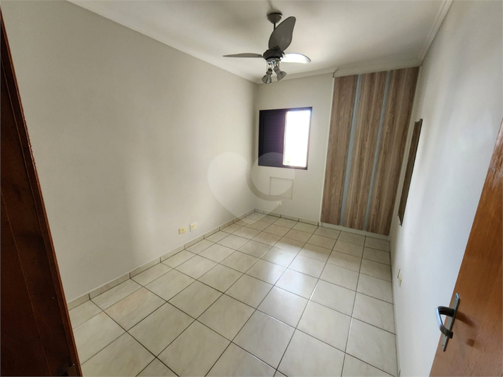 Foto REO1113930