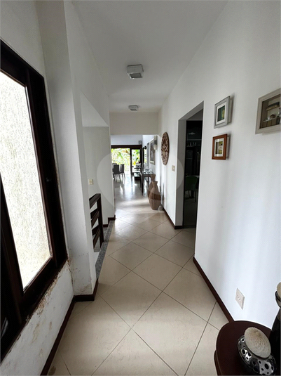 Foto REO1113936