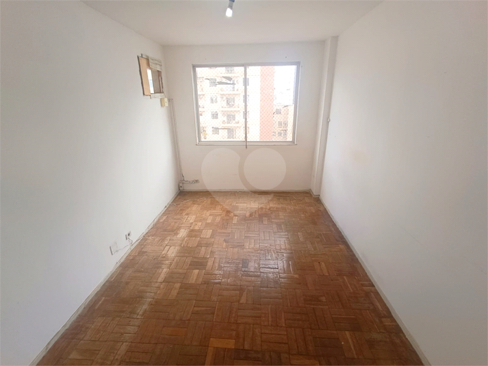 Foto REO1113947