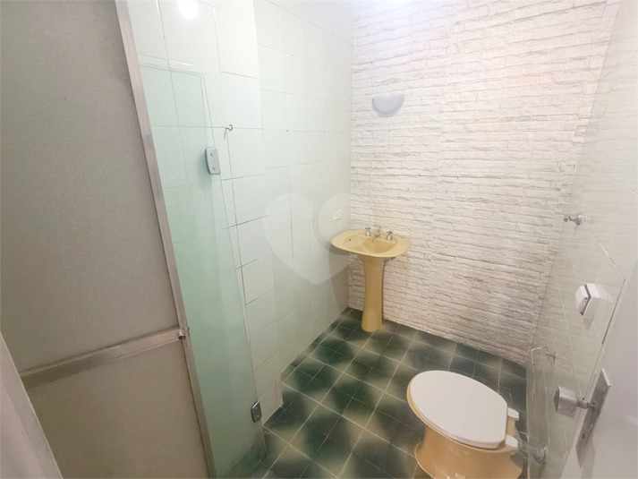 Foto REO1113947