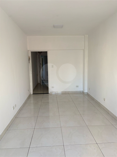 Foto REO1113948