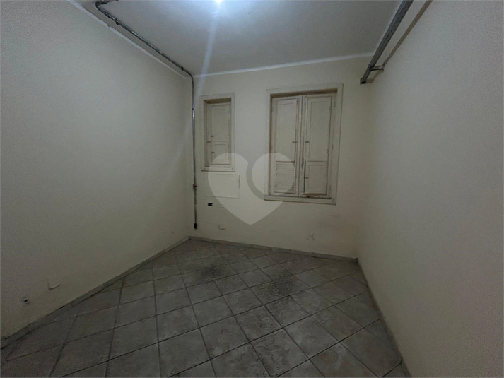 Foto REO1113951