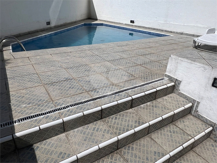 Foto REO1113956