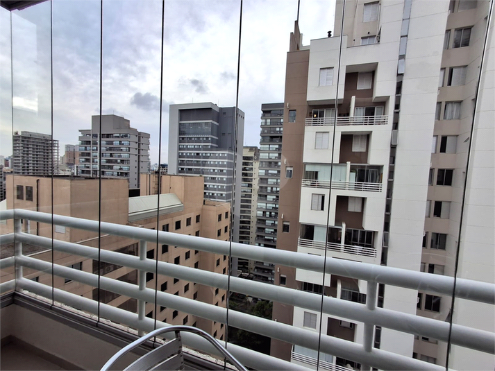 Foto REO1113961