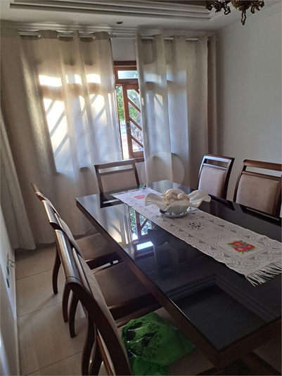 Foto REO1113965