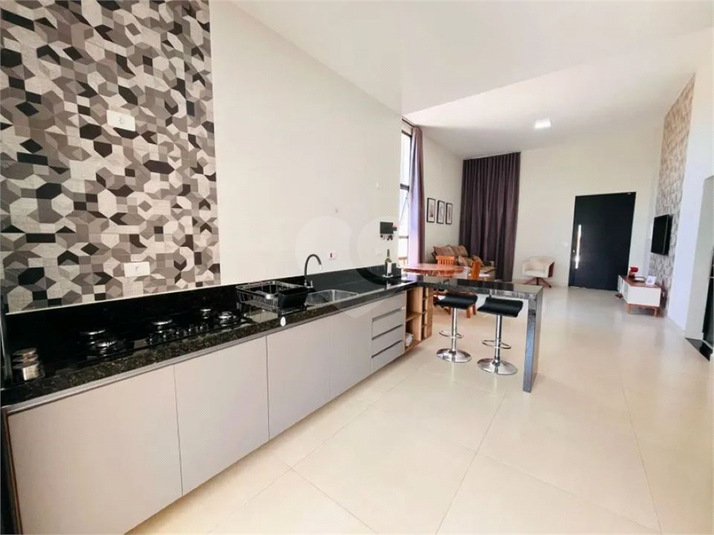 Foto REO1113969