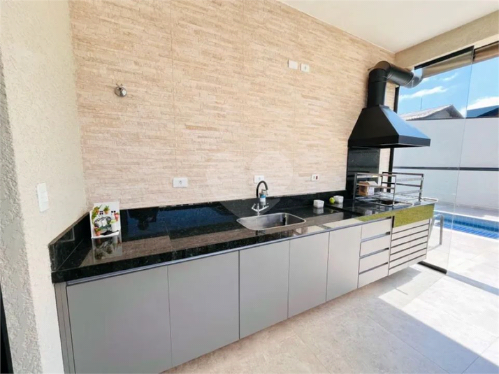 Foto REO1113969