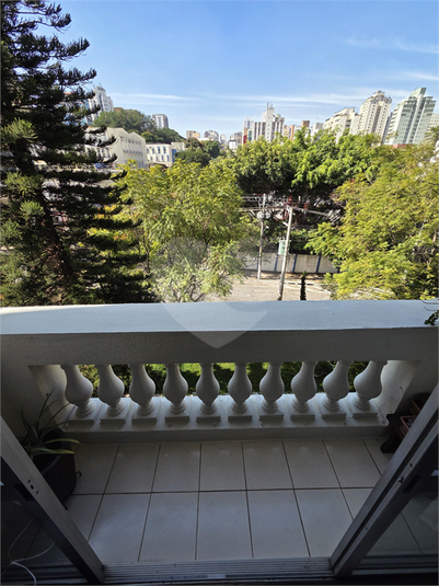 Foto REO1113971