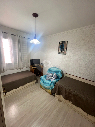 Foto REO1113973
