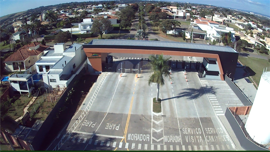 Foto REO1113975