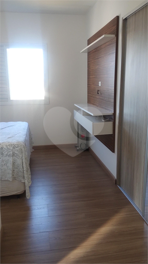 Foto REO1113988