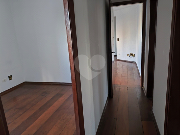 Foto REO1113989