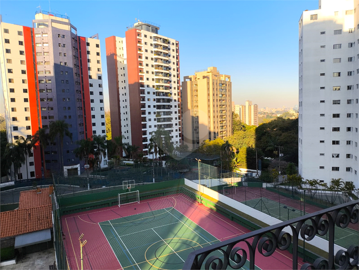 Foto REO1113989